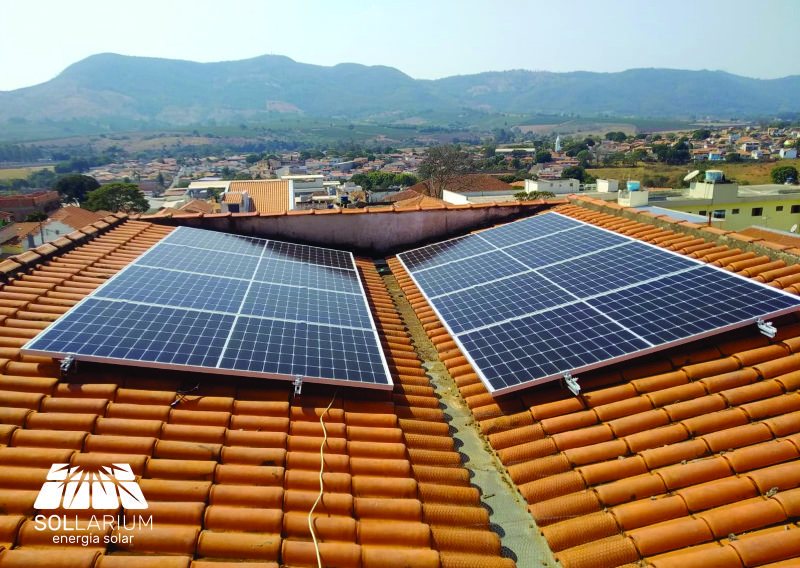 Instalação de placas fotovoltaicas para geração de energia  solar em Campos Gerais