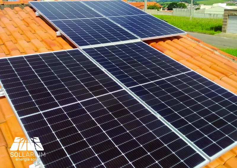 Instalação de placas fotovoltaicas para geração de energia  solar em Paraguaçu