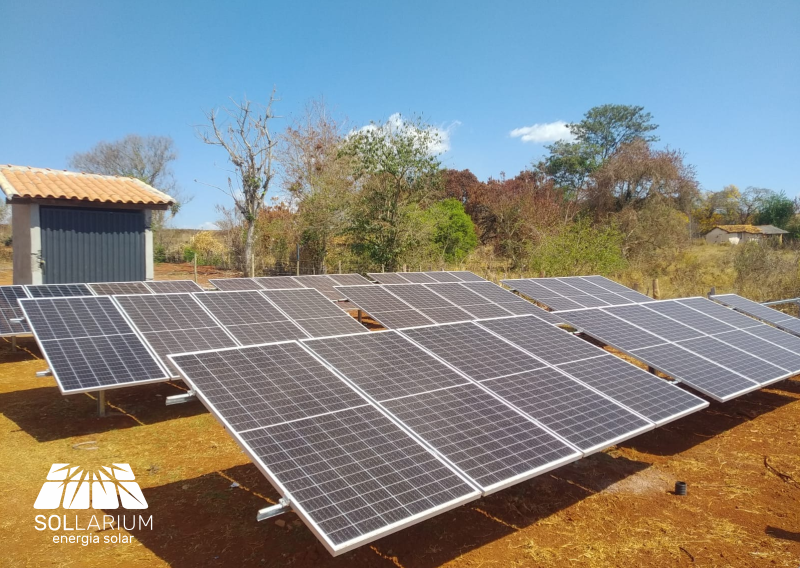 Instalação de placas fotovoltaicas para geração de energia  solar em Campos Gerais