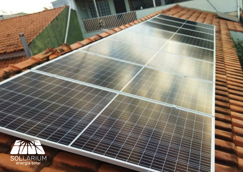 Instalação de placas fotovoltaicas para geração de energia  solar em Alfenas